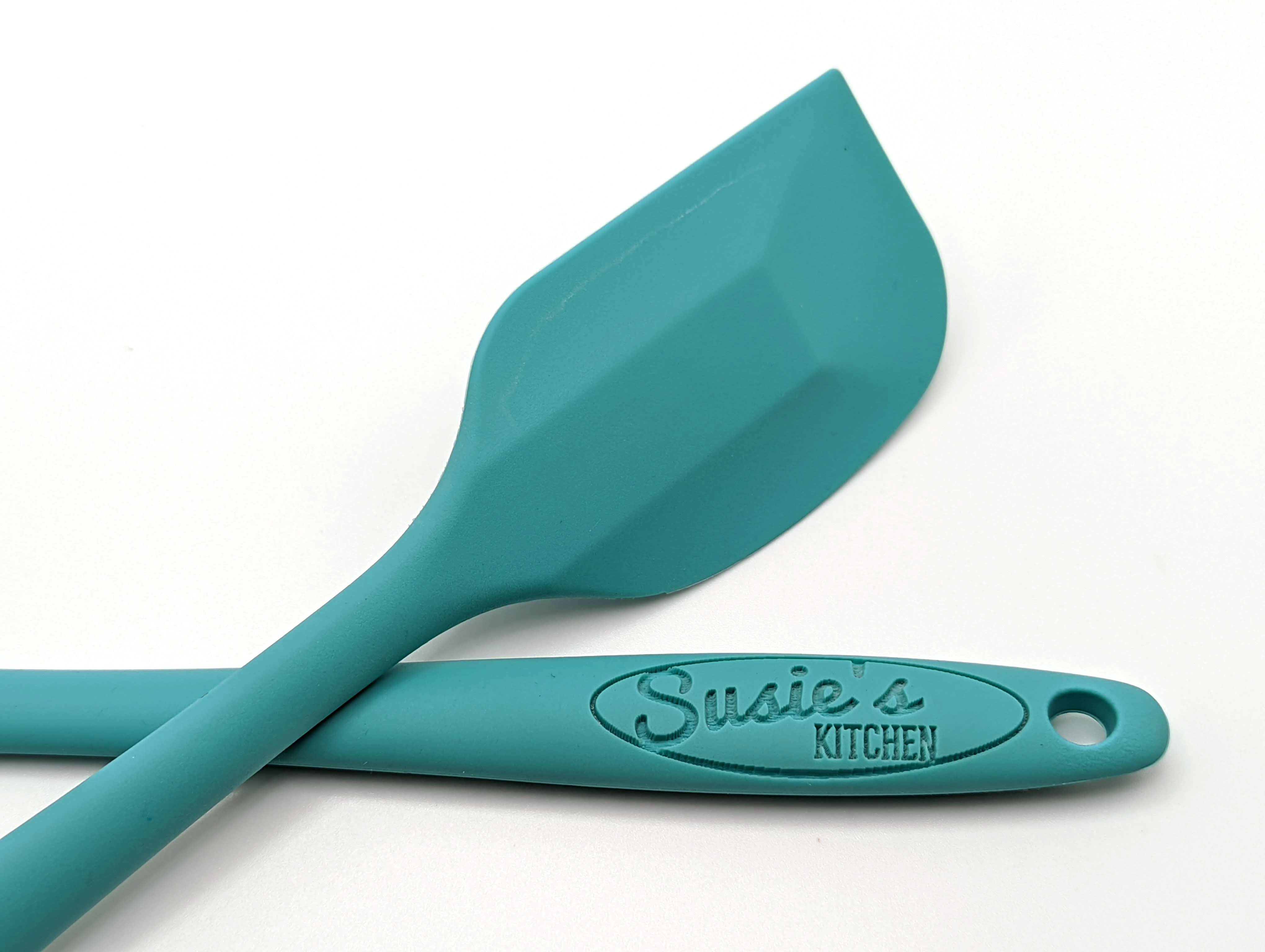 spatula, spoonula, silicone spatula, USA Spatula, #MadeinUSA, Wooden  Spoons, Offset Spatula, fish spatula, egg spatula, omelets spatula, #CHEFS  catalog, spatula made in US, logo spatula, engraved spatula, spatula sets,  quality, review, tested