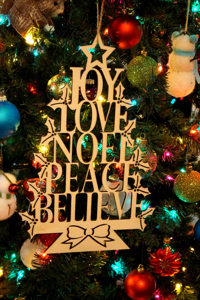Wooden Laser Cut Christmas Decoration Joy Love Noel Peace Believe Merry Christmas Ornament Door Wreath Flourish Wood Garnish
